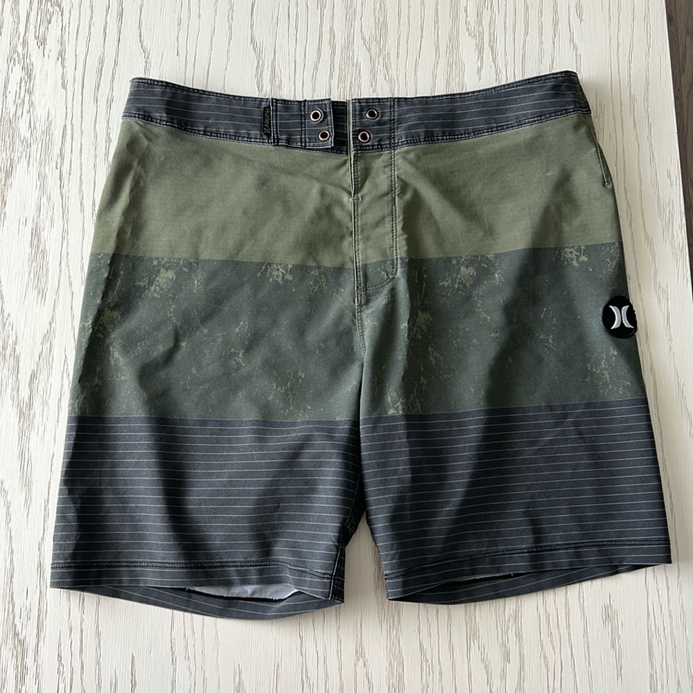 Men’s Hurley Boardshort 32